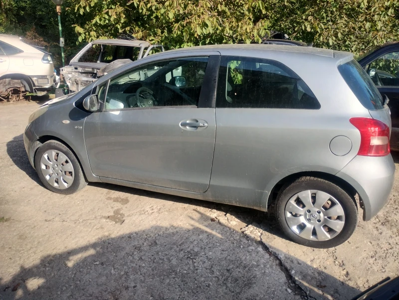 Toyota Yaris 1.4D4D, снимка 3 - Автомобили и джипове - 46985589