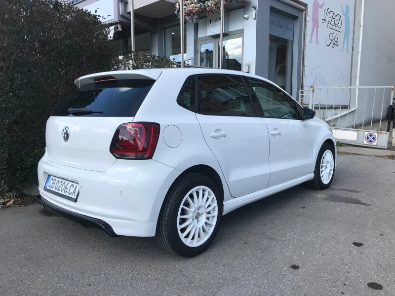 VW Polo 1.6D R line, снимка 4 - Автомобили и джипове - 49586595