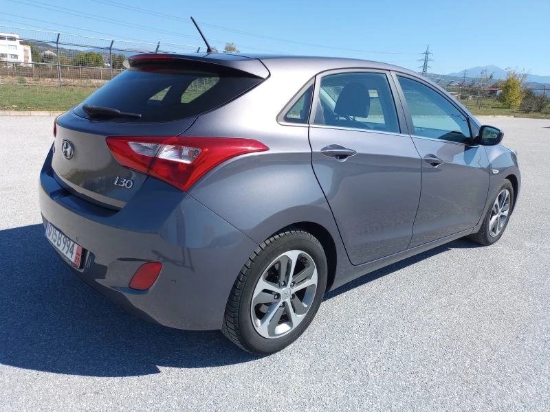 Hyundai I30 1.6 CRDi Trend EURO6 LED , снимка 2 - Автомобили и джипове - 47397371