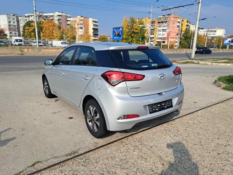 Hyundai I20 CRDI, снимка 6 - Автомобили и джипове - 47873216