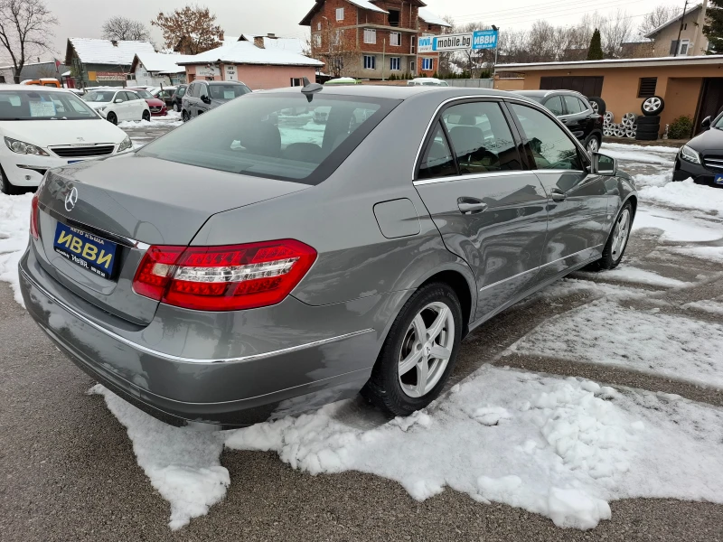 Mercedes-Benz E 220 AVANGARDE, снимка 15 - Автомобили и джипове - 47941924