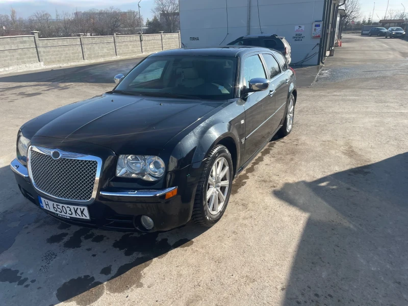 Chrysler 300c, снимка 3 - Автомобили и джипове - 48777730