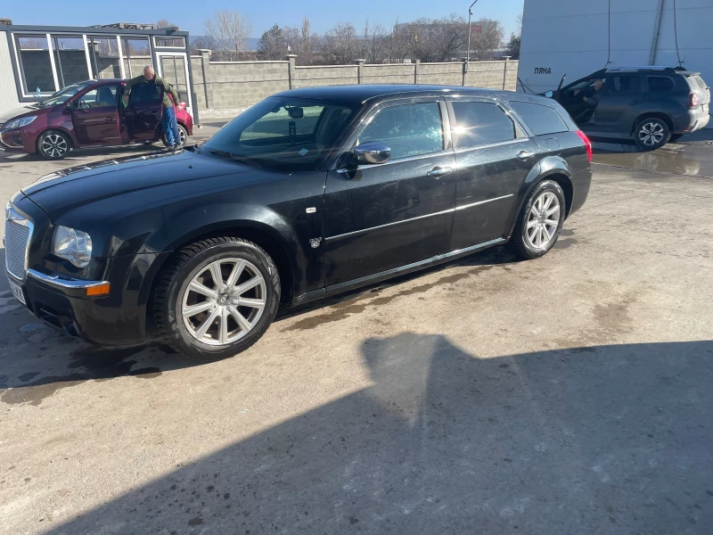 Chrysler 300c, снимка 2 - Автомобили и джипове - 48777730