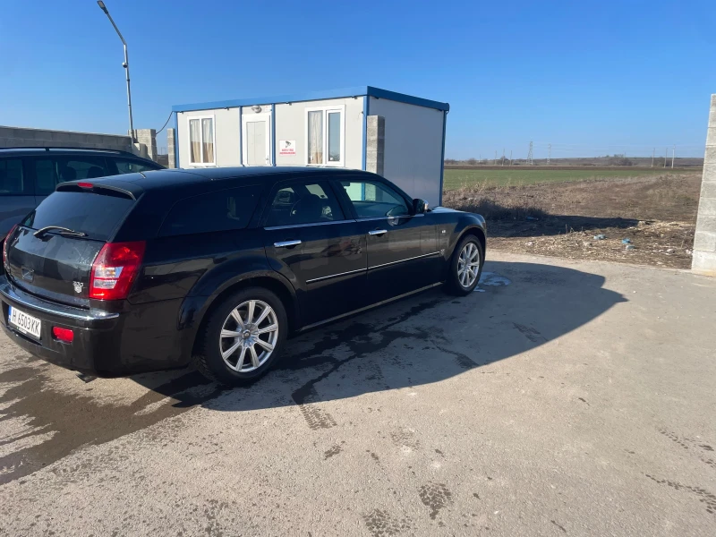 Chrysler 300c, снимка 10 - Автомобили и джипове - 48777730