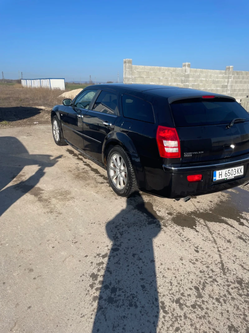 Chrysler 300c, снимка 9 - Автомобили и джипове - 48777730