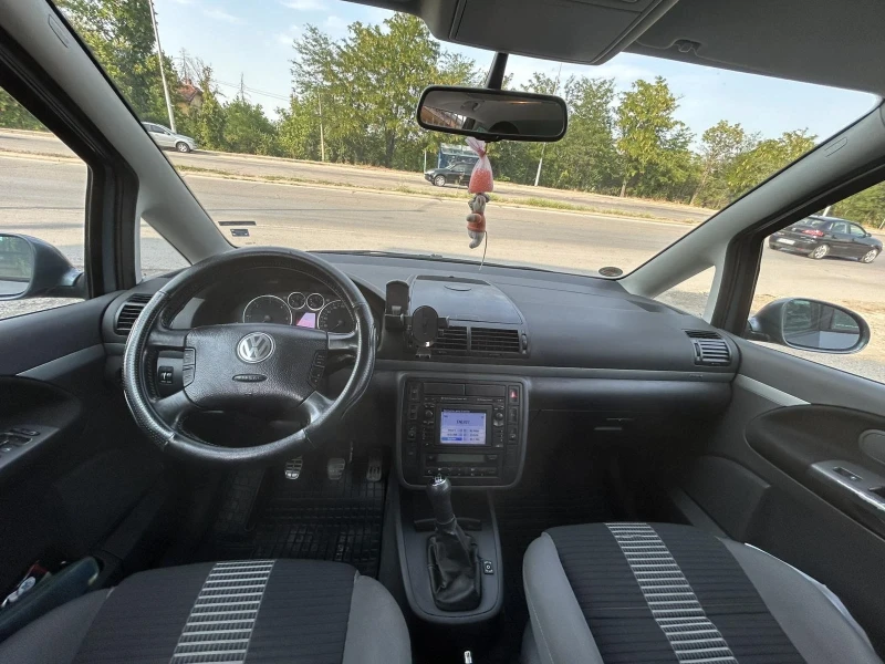 VW Sharan 2.0 Tdi , снимка 14 - Автомобили и джипове - 51300205