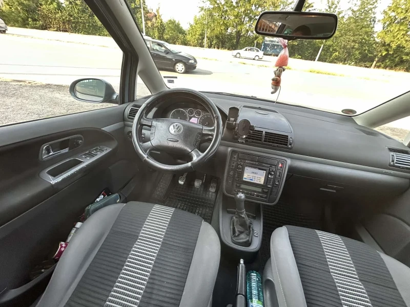 VW Sharan 2.0 Tdi , снимка 11 - Автомобили и джипове - 51300205