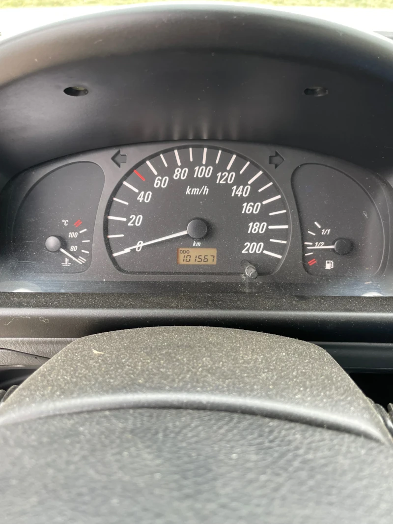 Opel Agila 100 000км // 1.0 58к.с, снимка 7 - Автомобили и джипове - 51942320