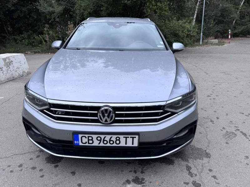 VW Passat R-line, снимка 4 - Автомобили и джипове - 51950649