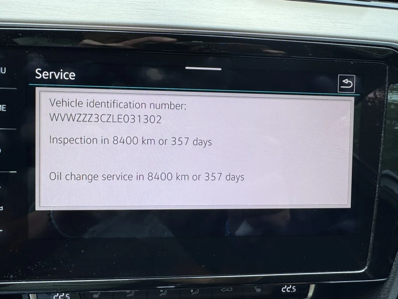 VW Passat R-line, снимка 10 - Автомобили и джипове - 51950649