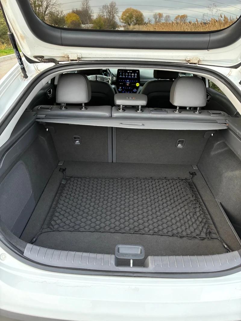 Hyundai Ioniq, снимка 5 - Автомобили и джипове - 52340871