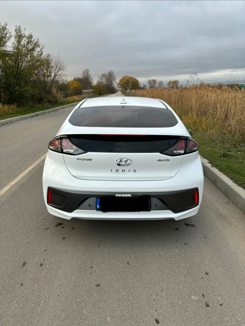 Hyundai Ioniq, снимка 4 - Автомобили и джипове - 52340871