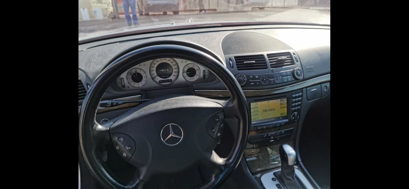 Mercedes-Benz E 280, снимка 6 - Автомобили и джипове - 52450991
