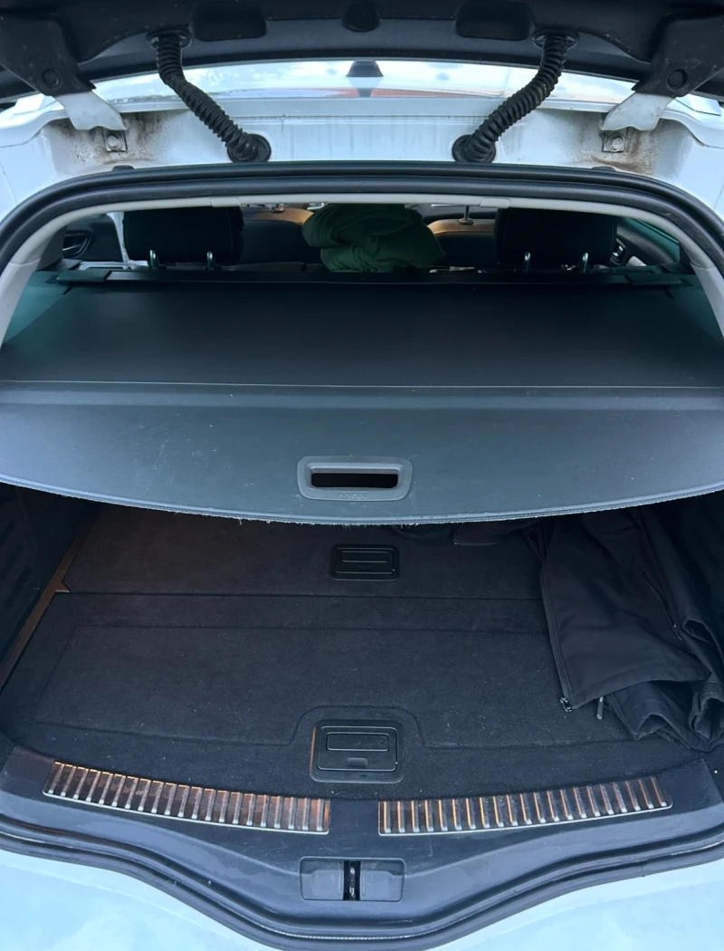 Renault Megane Special Edition BOSE 1, 7 , снимка 10 - Автомобили и джипове - 52587757