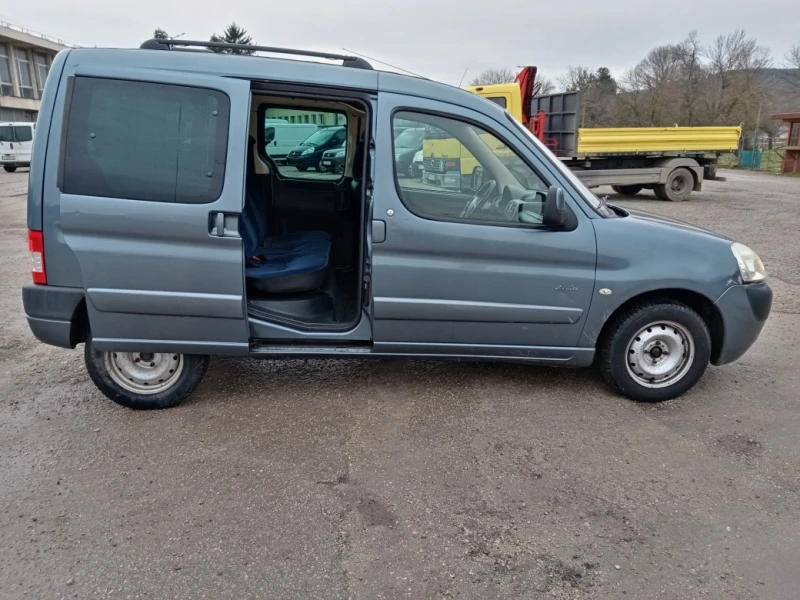 Peugeot Partner 1.6i multispeis, снимка 9 - Автомобили и джипове - 53273998