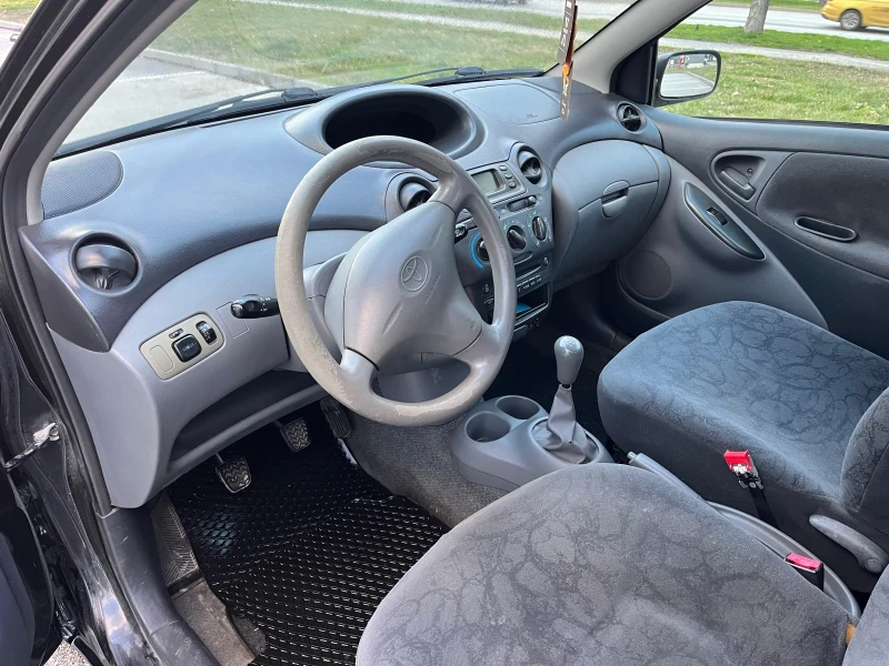 Toyota Yaris, снимка 5 - Автомобили и джипове - 53500198