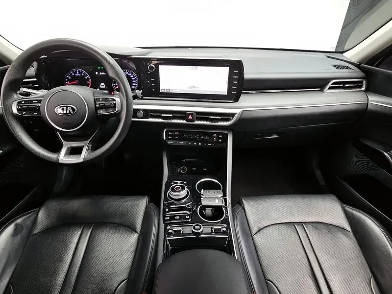 Kia K5 2.0, снимка 7 - Автомобили и джипове - 54263544