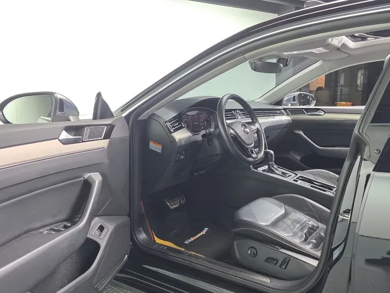 VW Arteon 2.0 Tdi Premium, снимка 10 - Автомобили и джипове - 56652213