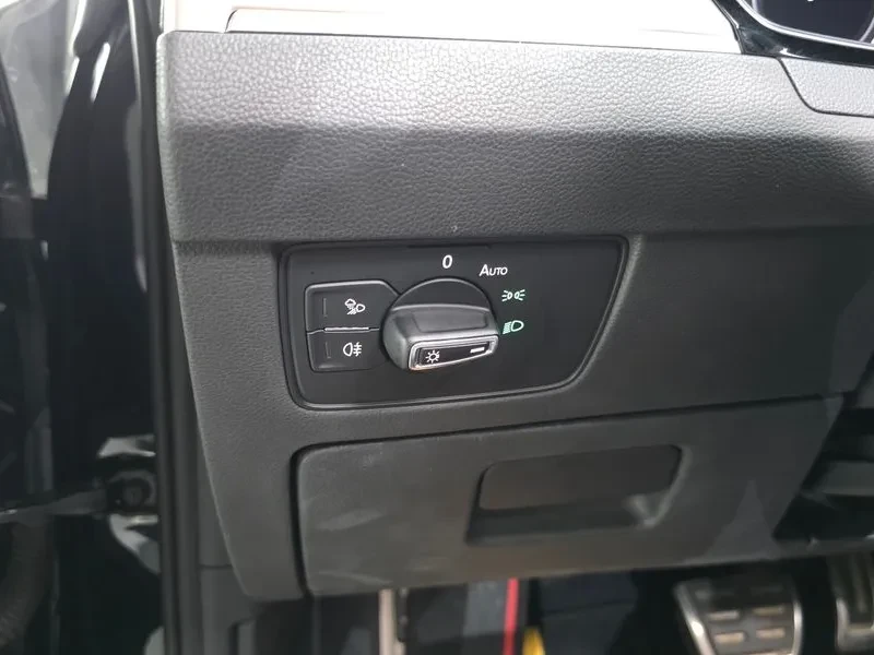 VW Arteon 2.0 Tdi Premium, снимка 17 - Автомобили и джипове - 56652213