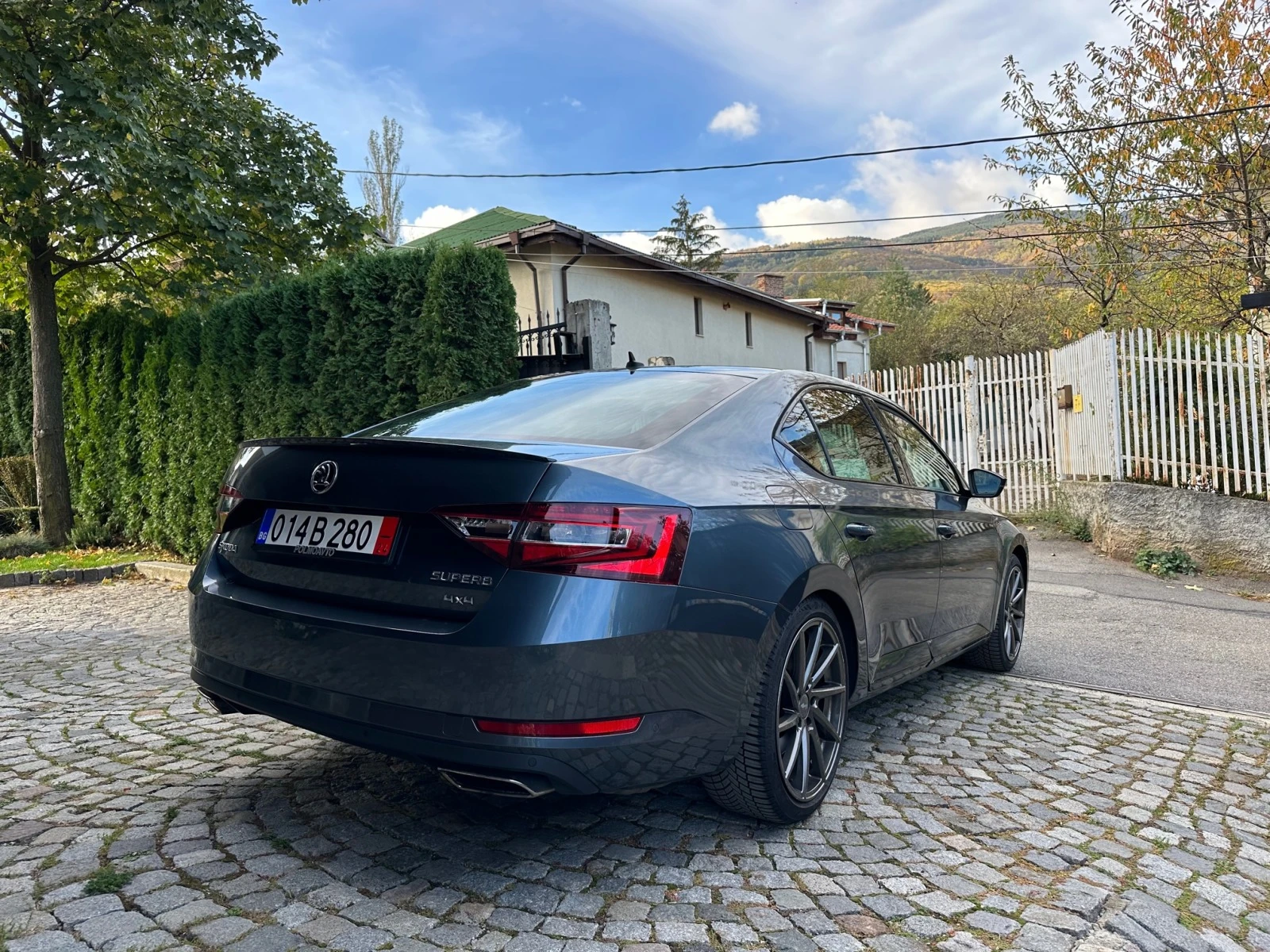 Skoda Superb 2.0TSI - изображение 5