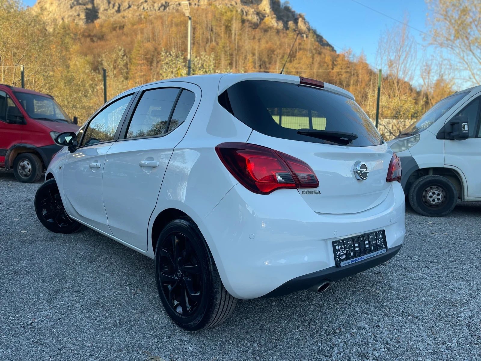 Opel Corsa 1.2-141 000 км-EURO 6B-LED-FULL - изображение 3