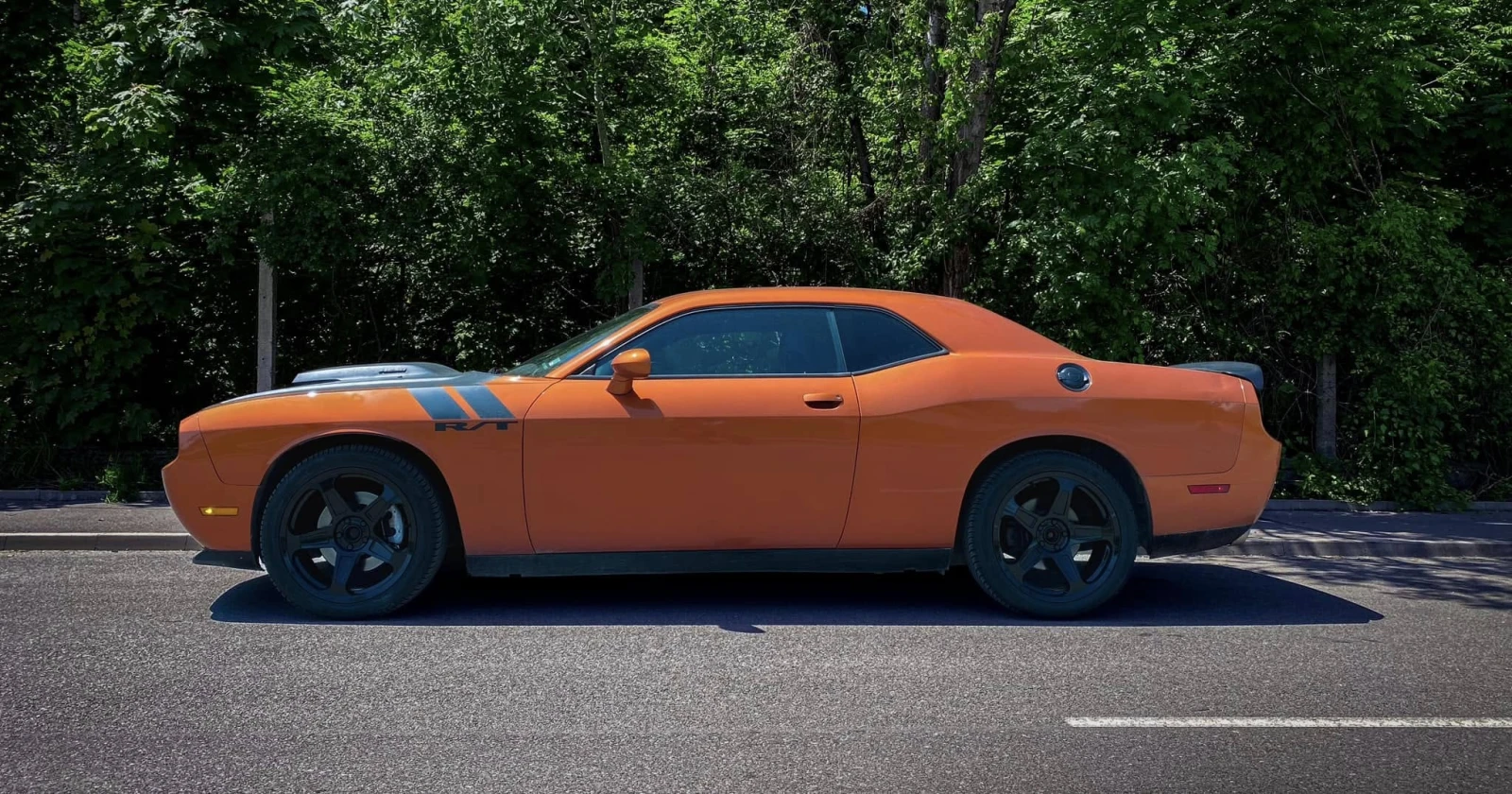 Dodge Challenger  - изображение 2