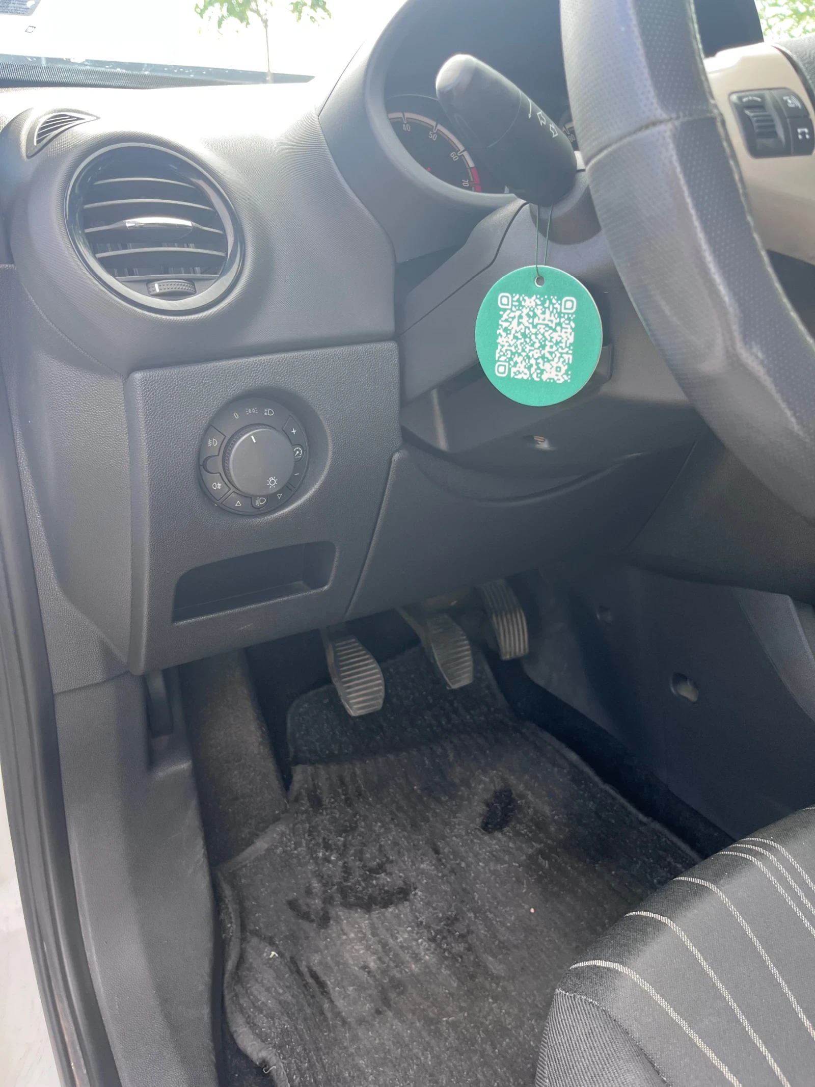 Opel Corsa  - изображение 10