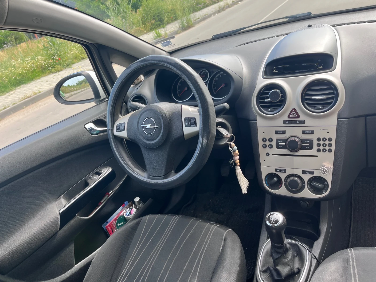 Opel Corsa  - изображение 6