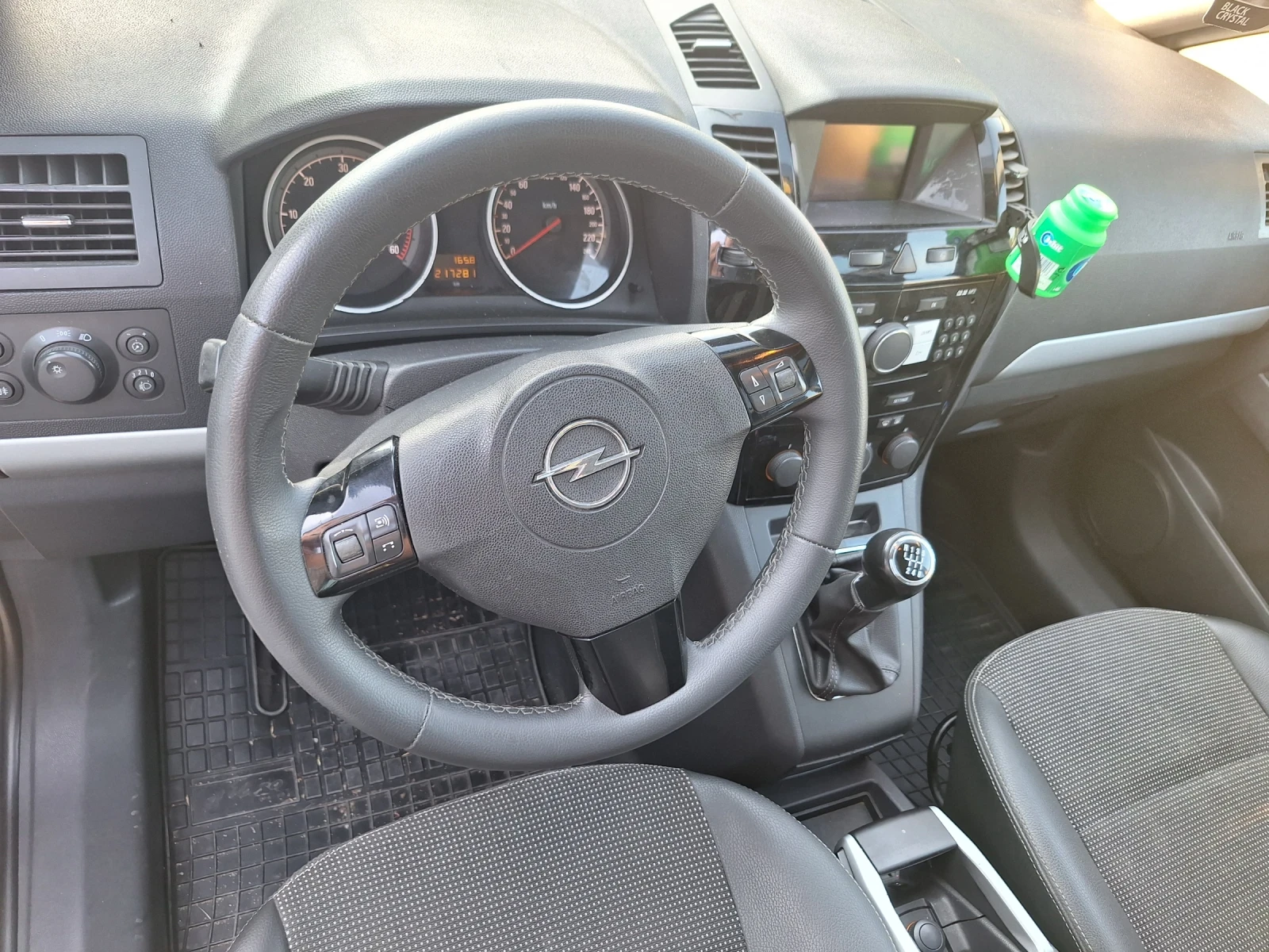 Opel Zafira Комби - изображение 6