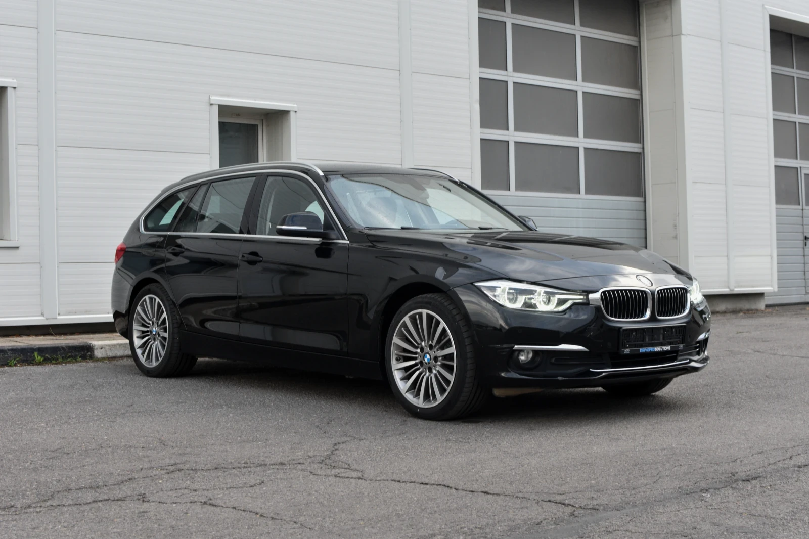 BMW 320 320XD * Luxury Line* * FACE*  - изображение 4