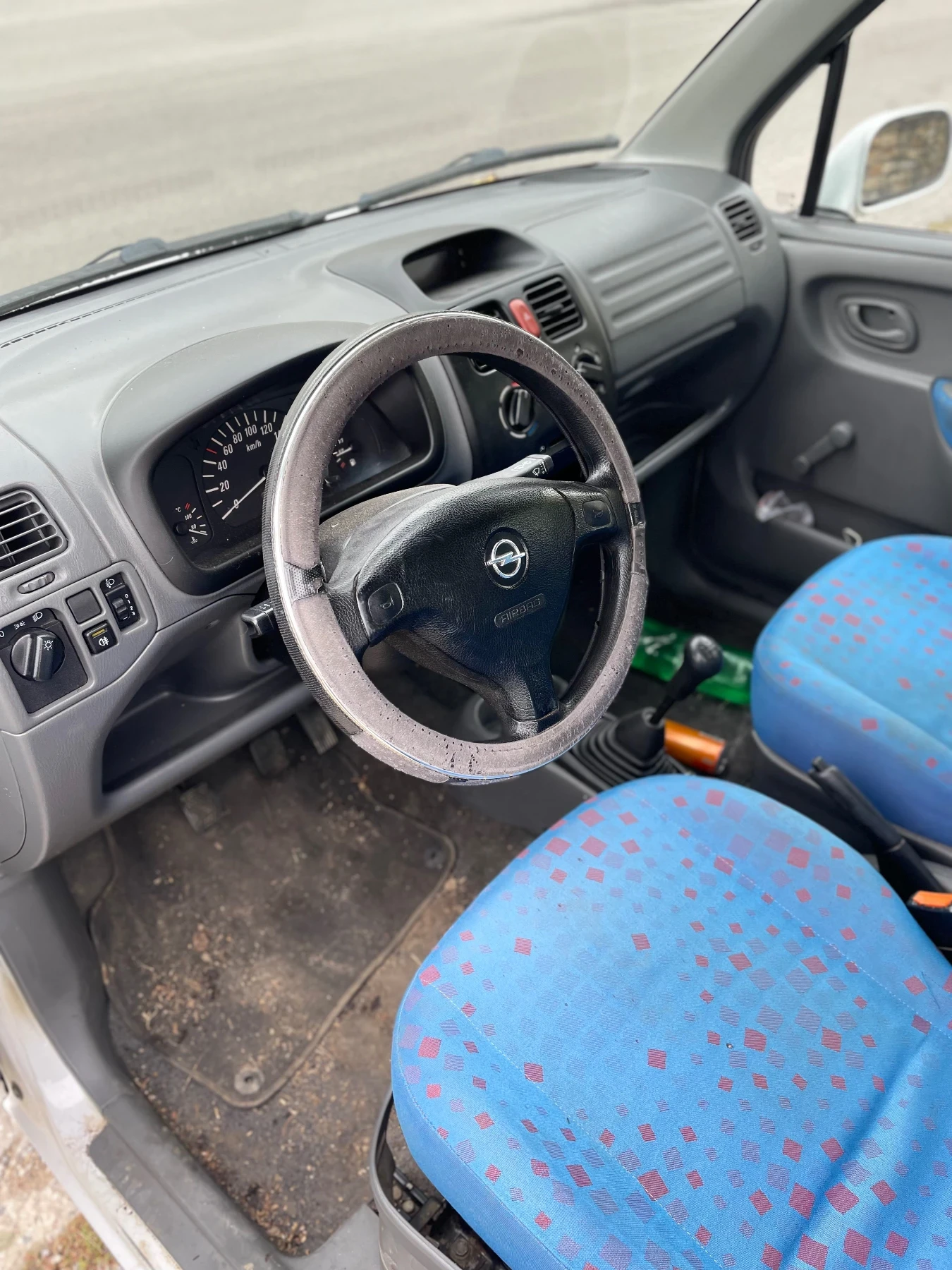 Opel Agila 100 000км // 1.0 58к.с - изображение 6