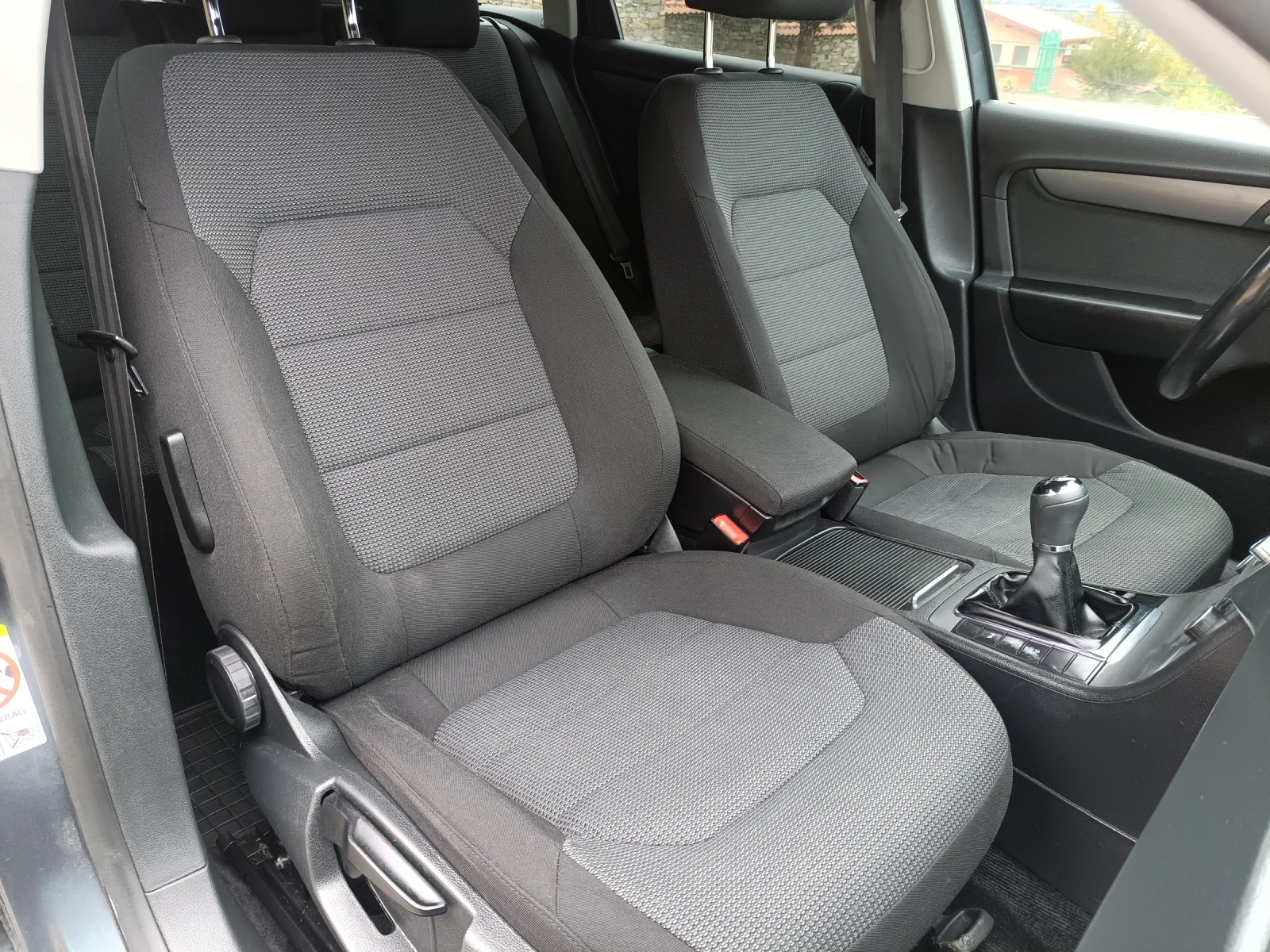 VW Passat 2.0tdi 140k navi  - изображение 10
