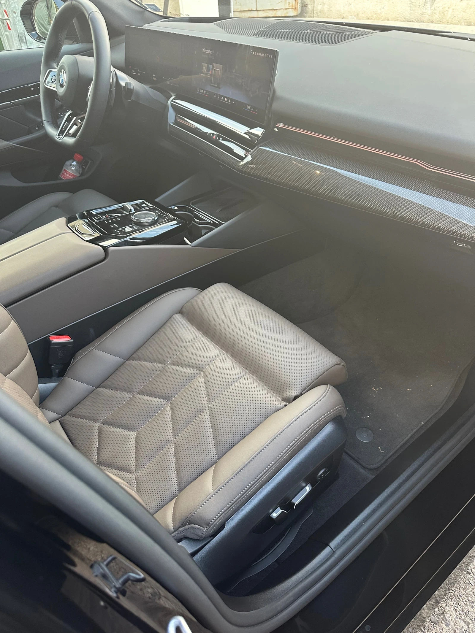 BMW 520 xDrive M-Sport, гаранция до 12.2029г. - изображение 8