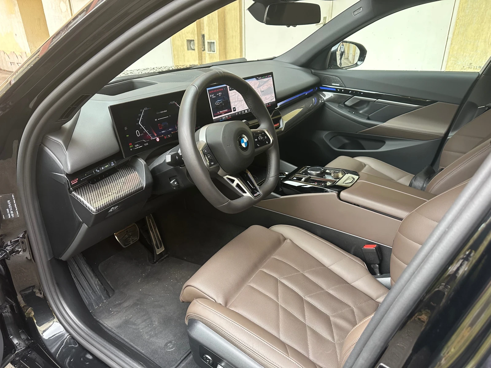 BMW 520 xDrive M Sportpaket,   12.2029. | Mobile.bg   11