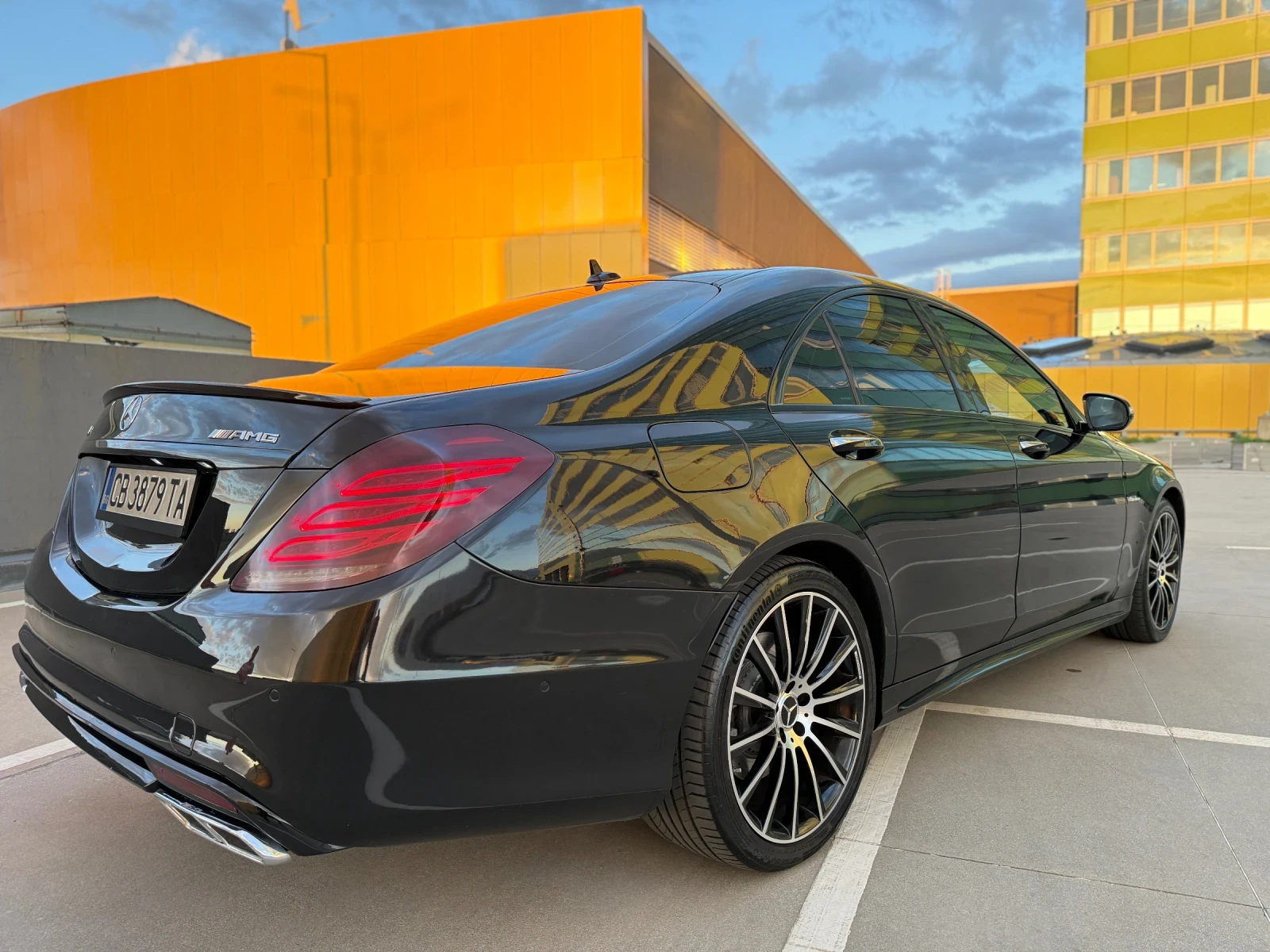 Mercedes-Benz S 350 AMG LINE/ ПОДГРЕВ/ ОБДУХВАНЕ/ МАСАЖ/ ДИСТРОНИК - изображение 6