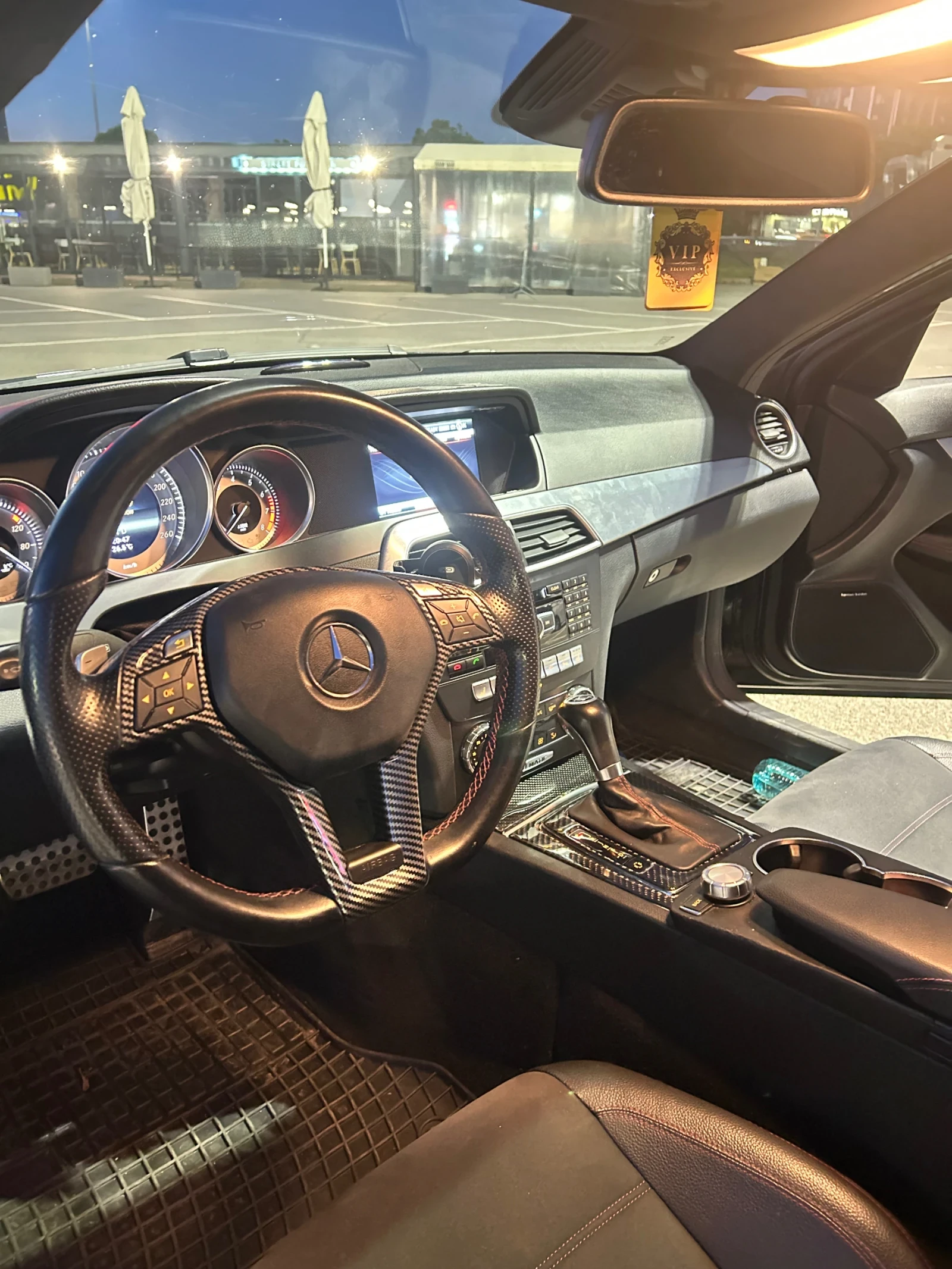 Mercedes-Benz C 350 W204 4matic V6 AMG FULL PACKAGE, снимка 10 - Автомобили и джипове - 55016911