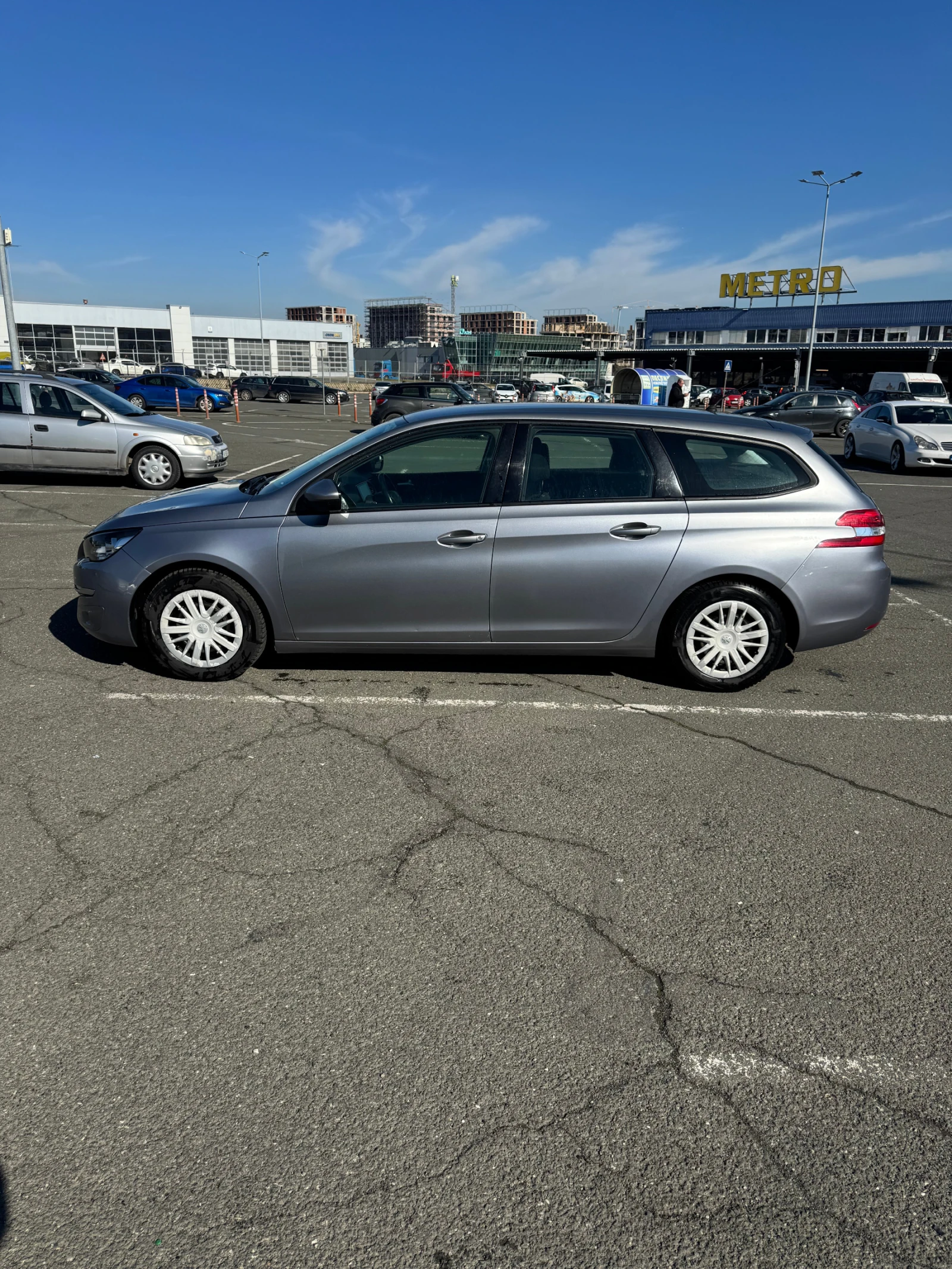 Peugeot 308 SW - изображение 2