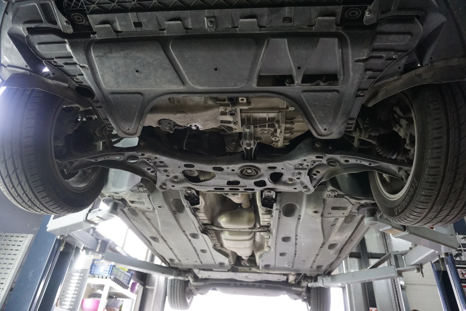 Skoda Octavia FACELIFT/1.5G-Tec/НАВИ/АВТОМАТИК, снимка 15 - Автомобили и джипове - 53632307