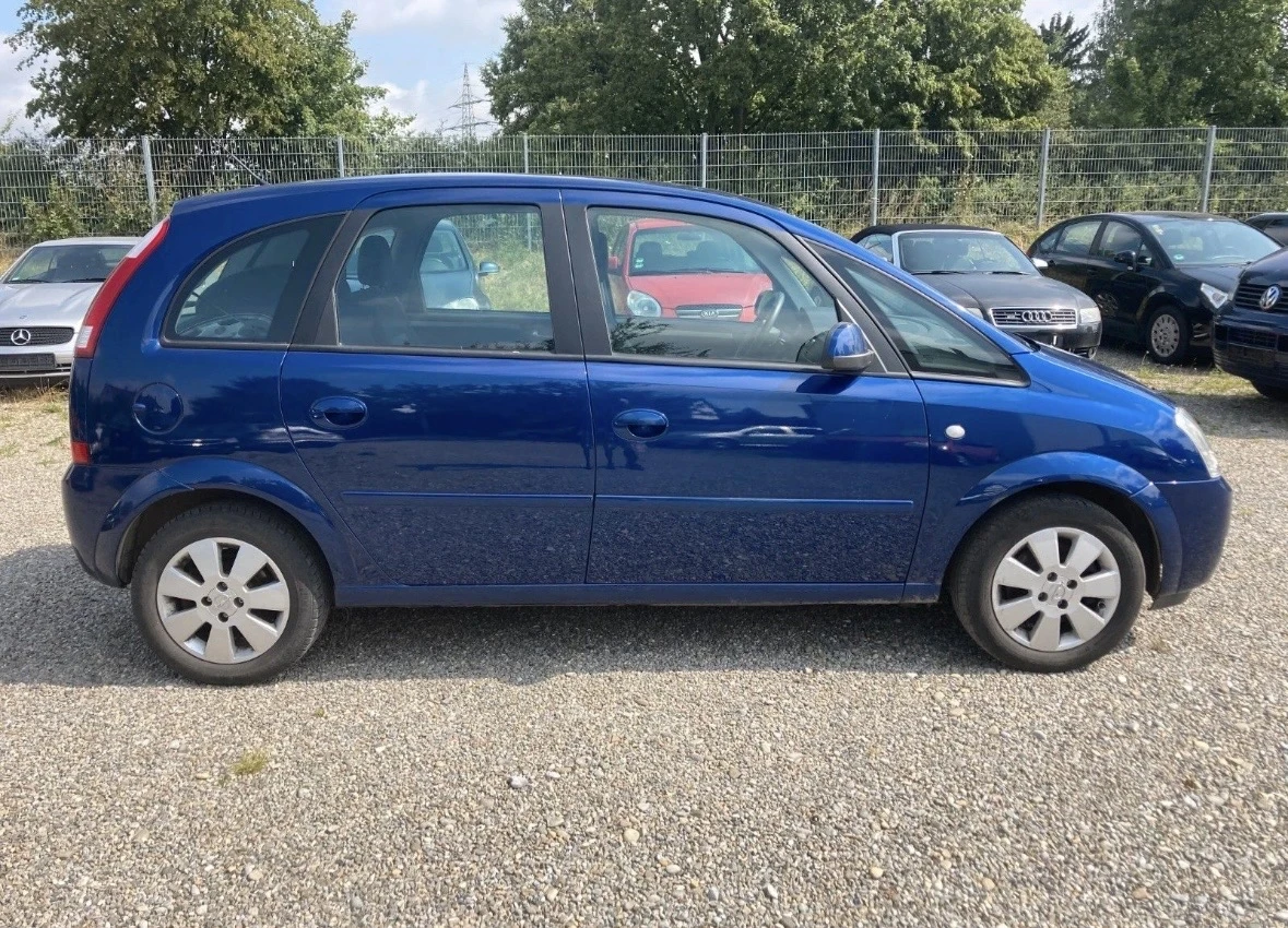 Opel Meriva 1.6 101 к.с. Cosmo , снимка 8 - Автомобили и джипове - 54136913