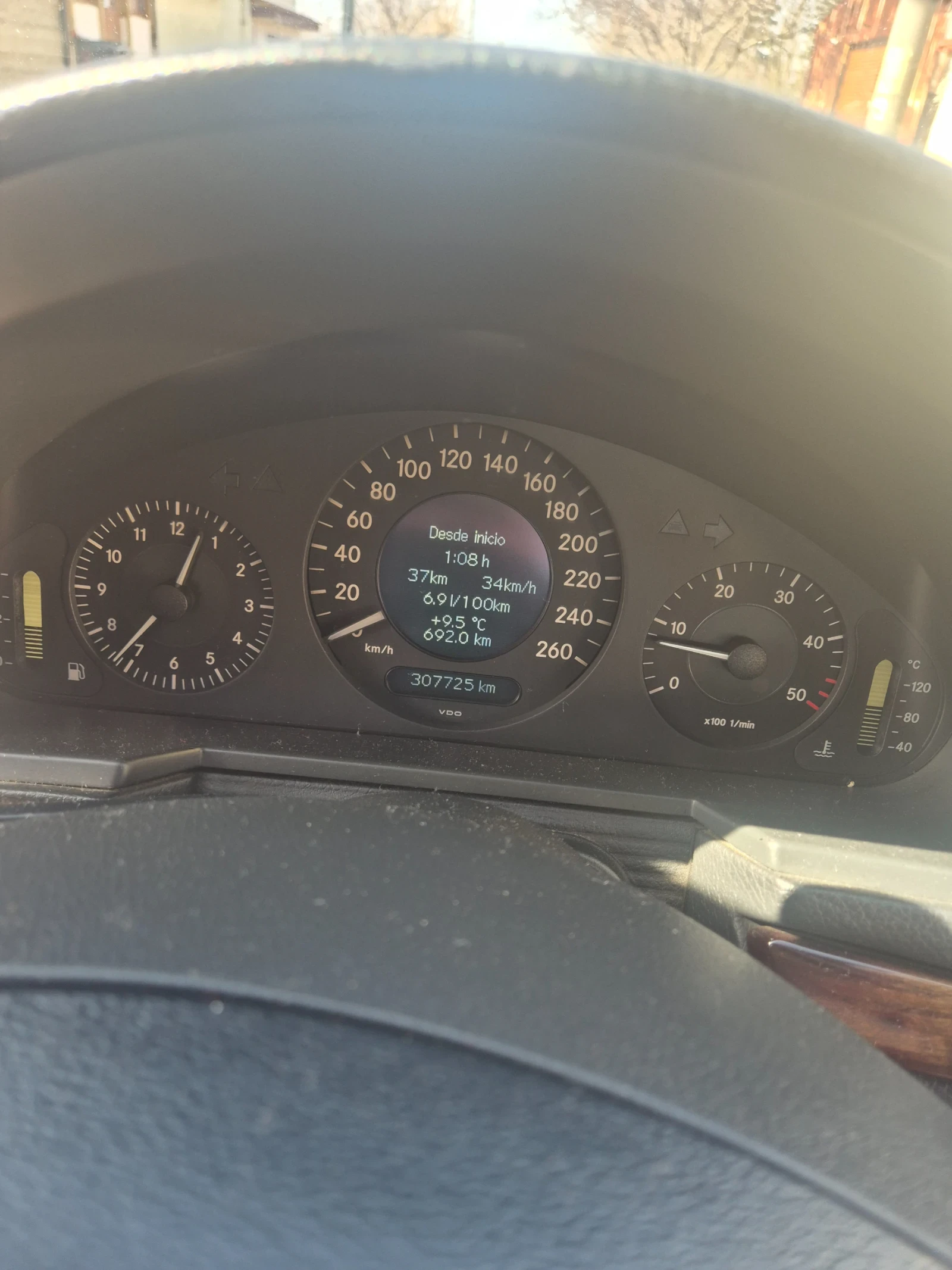 Mercedes-Benz E 220 | Mobile.bg � ����������� 12