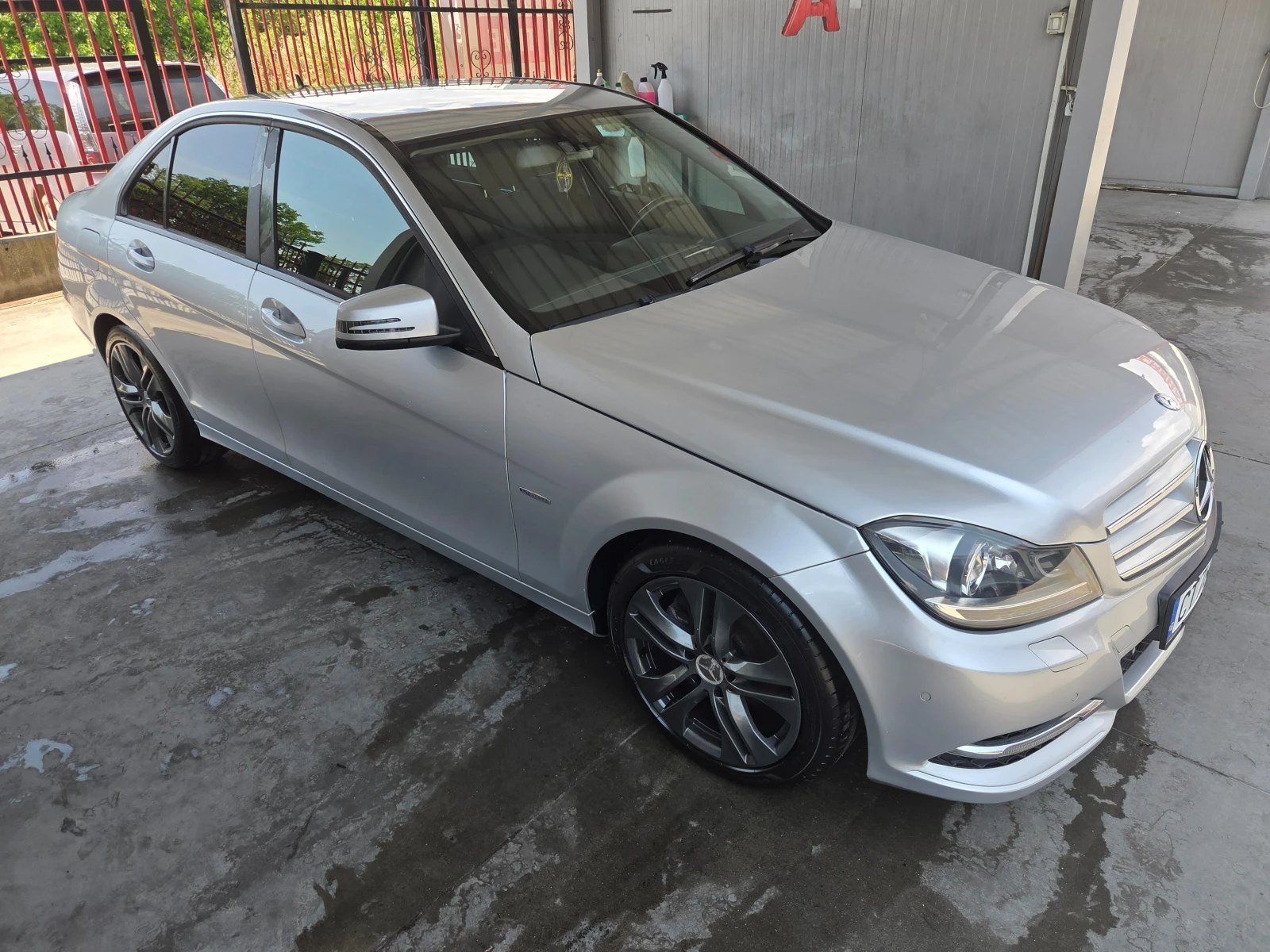 Mercedes-Benz C 180, снимка 6 - Автомобили и джипове - 54810716