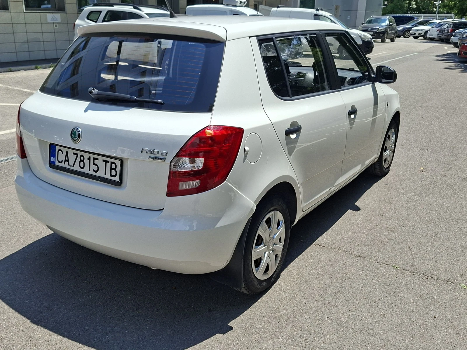 Skoda Fabia 1.4 16V 86kc, снимка 4 - Автомобили и джипове - 54866567