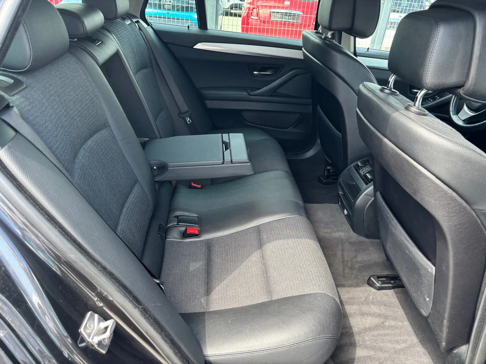 BMW 530 ??Sport, снимка 12 - Автомобили и джипове - 54982363
