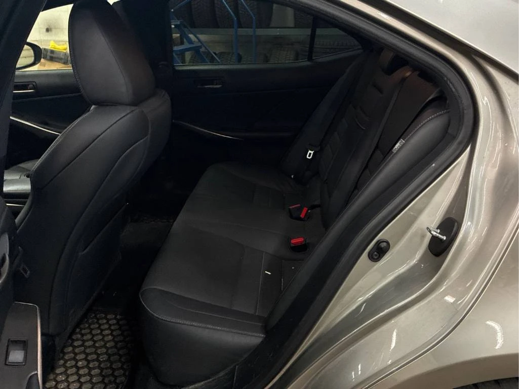 Lexus IS 300 F sport * CARFAX* ����� �� �����������*  | Mobile.bg � ����������� 10
