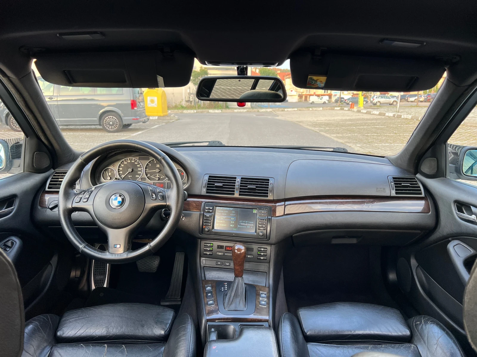 BMW 330 ///M packet, снимка 8 - Автомобили и джипове - 55468883