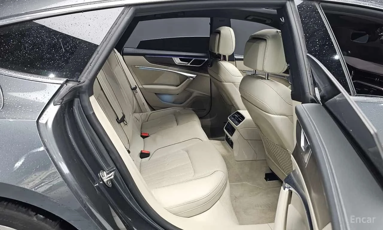 Audi A7 * 50 TDI Quattrp Premium * CARFAX * ЦЕНА ДО БГ, снимка 11 - Автомобили и джипове - 55499696