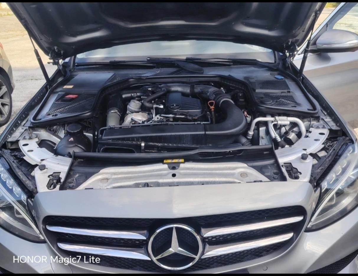 Mercedes-Benz C 180, снимка 5 - Автомобили и джипове - 55532423