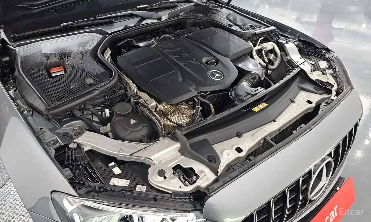 Mercedes-Benz E 220 d Coupe * ОПЦИЯ ЗА ФИНАНСИРАНЕ, снимка 6 - Автомобили и джипове - 55570013