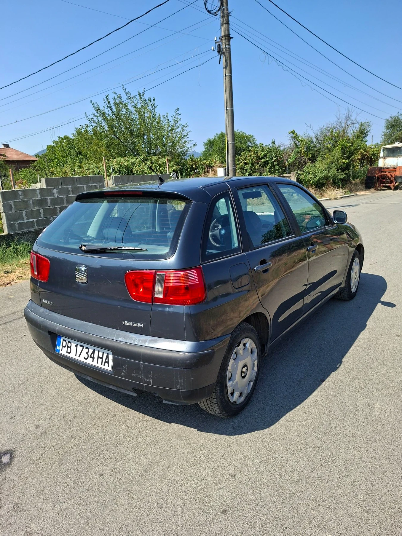 Seat Ibiza 1.4 , снимка 4 - Автомобили и джипове - 55774659