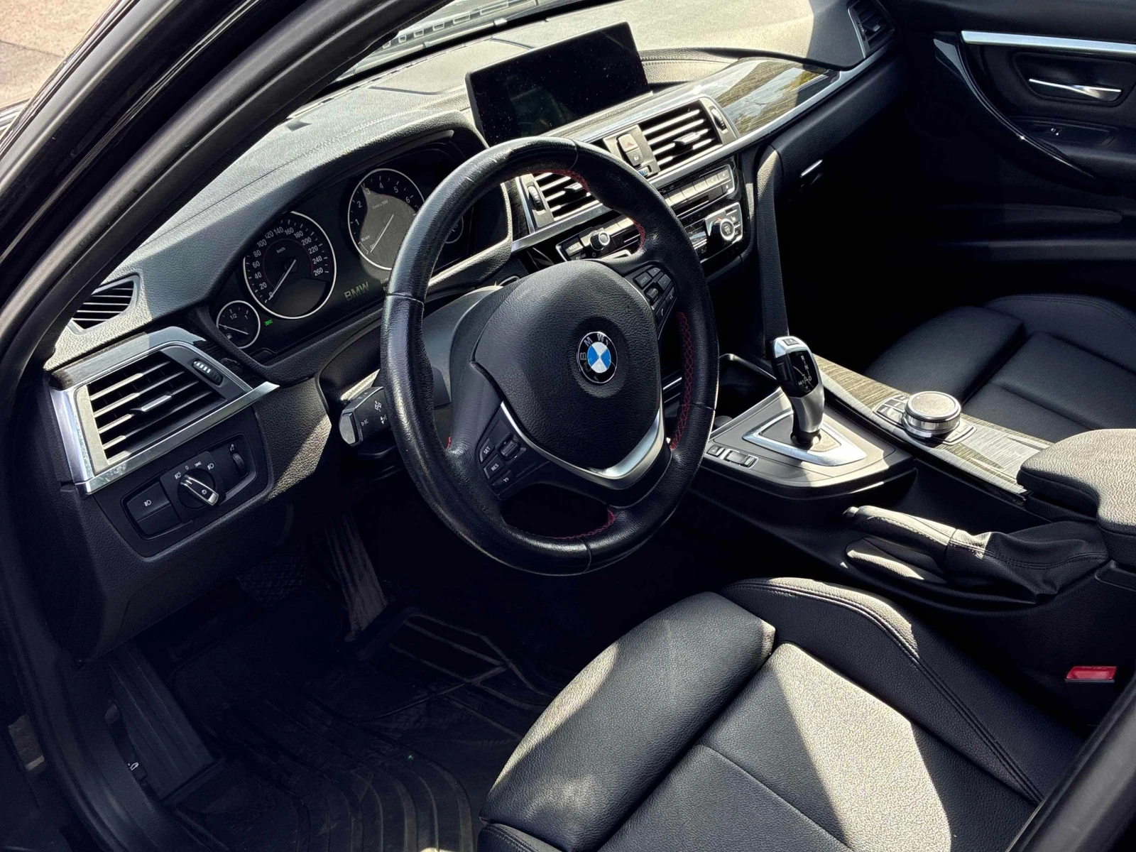 BMW 330 * xDrive * CARFAX * ОПЦИЯ ЗА ФИНАНСИРАНЕ, снимка 5 - Автомобили и джипове - 56086944